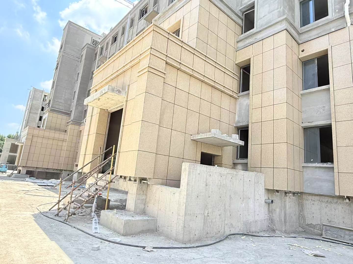 延安 黄金麻干挂，工地实拍