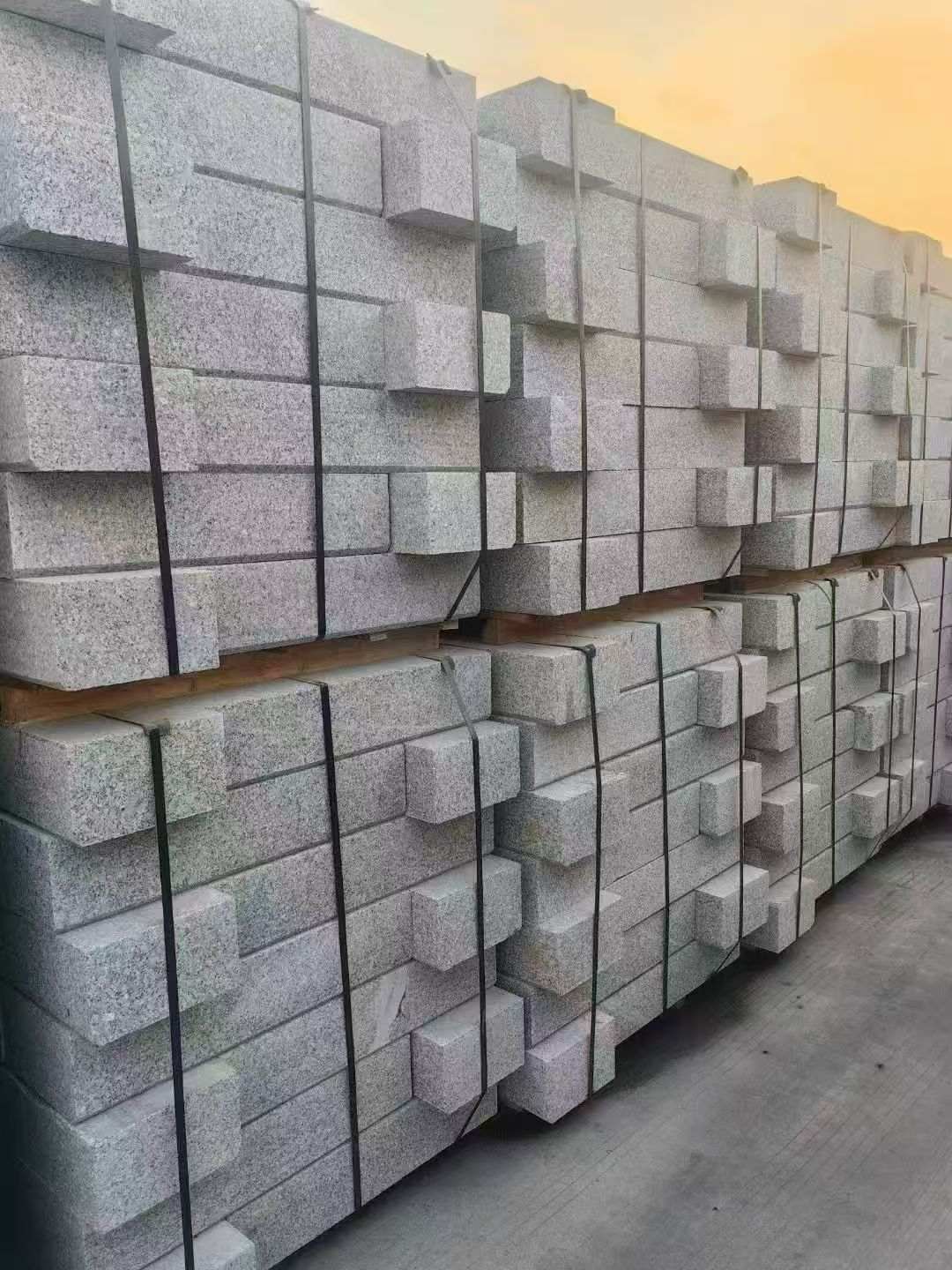 延安 芝麻白路沿石