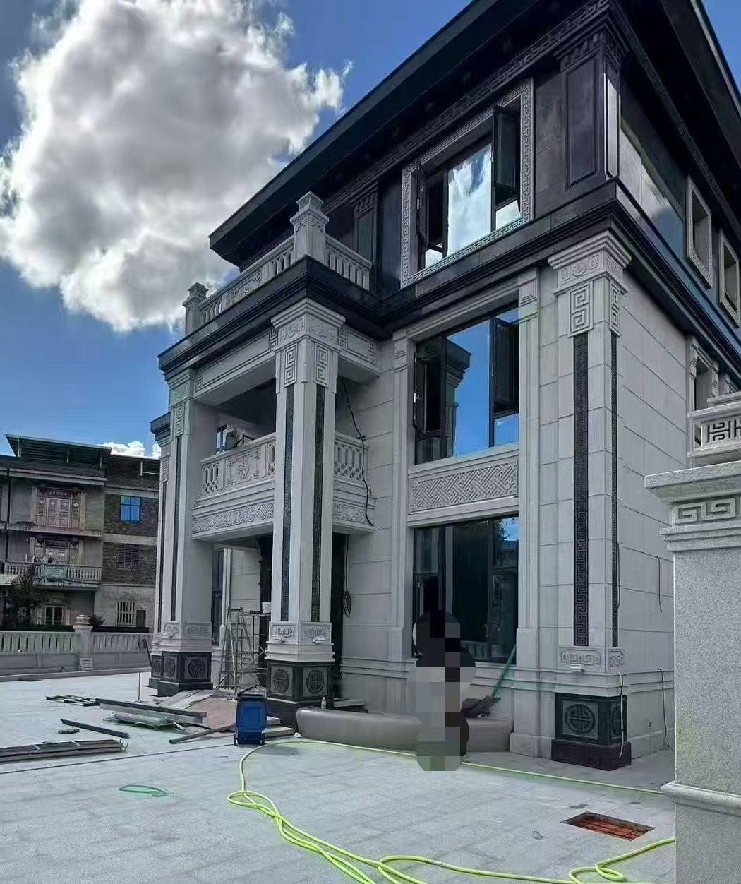 延安 别墅干挂，芝麻白与芝麻黑完美配合